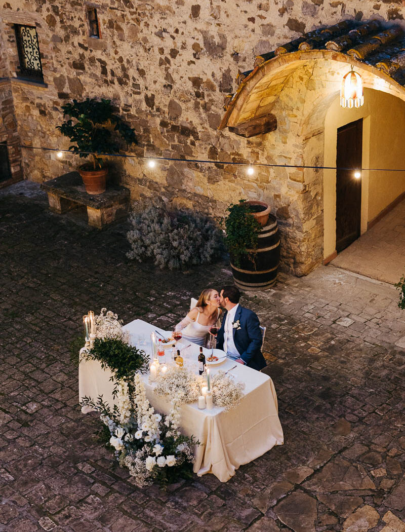 quercia-al-poggio-wedding-frankie-and-marilia-film-wedding-photographer-in-tuscany-71